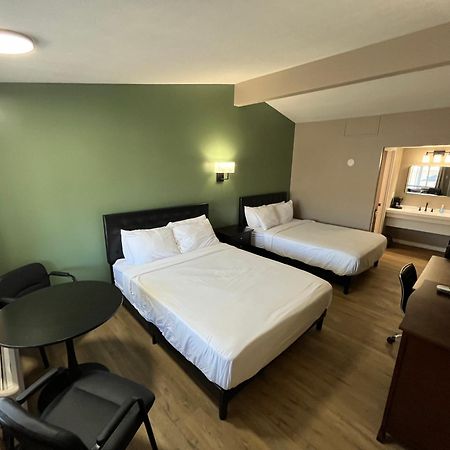 Valley Inn And Suites Френч-Лик Экстерьер фото