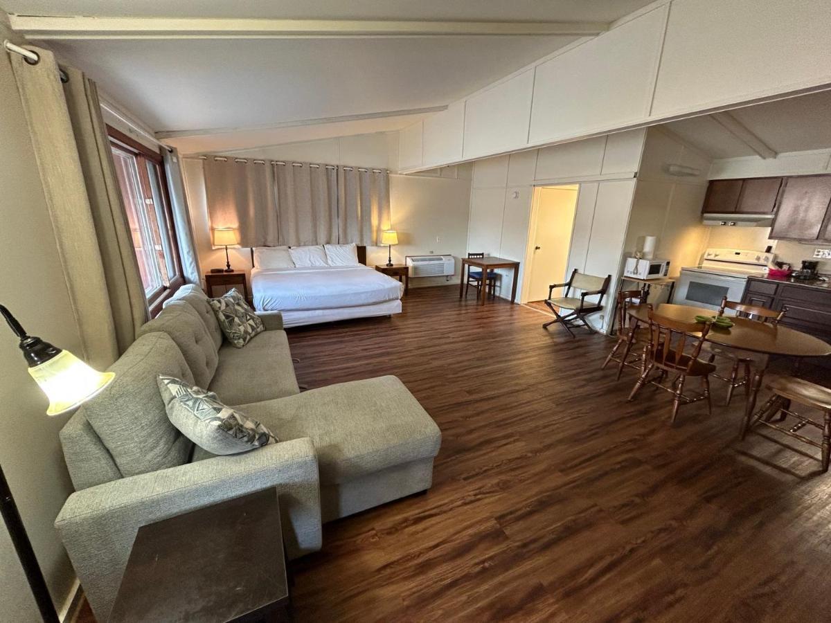 Valley Inn And Suites Френч-Лик Экстерьер фото