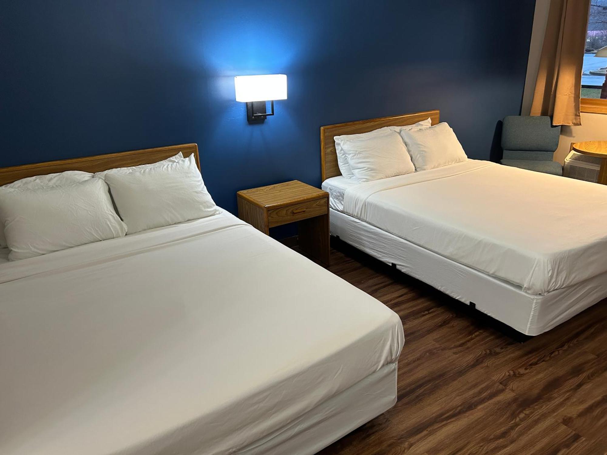Valley Inn And Suites Френч-Лик Экстерьер фото