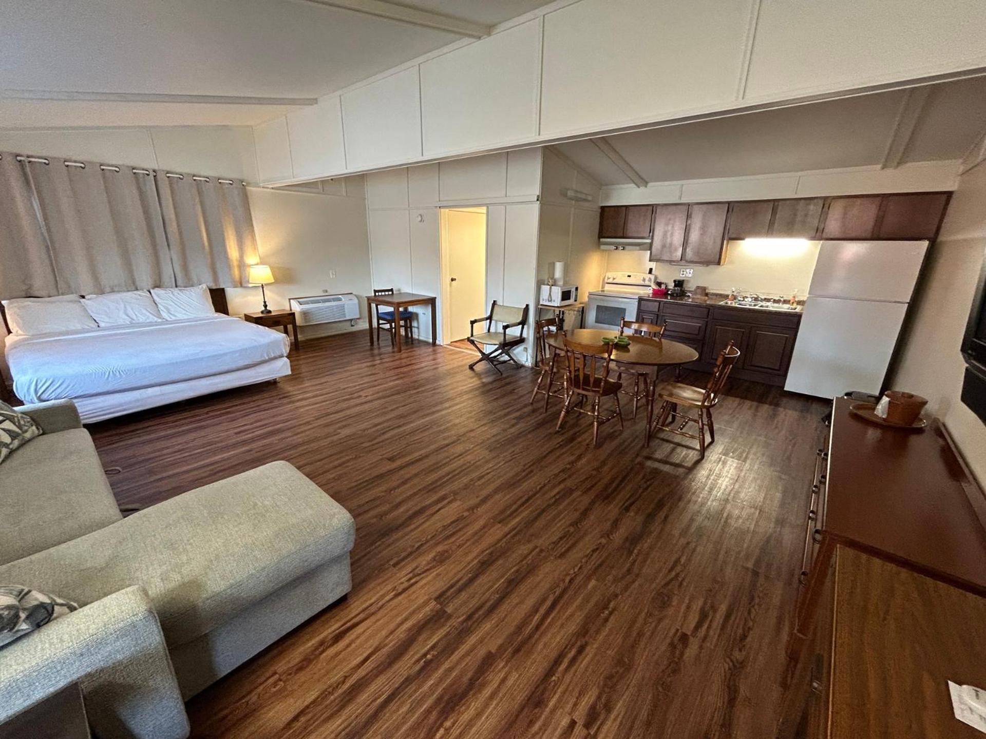 Valley Inn And Suites Френч-Лик Экстерьер фото