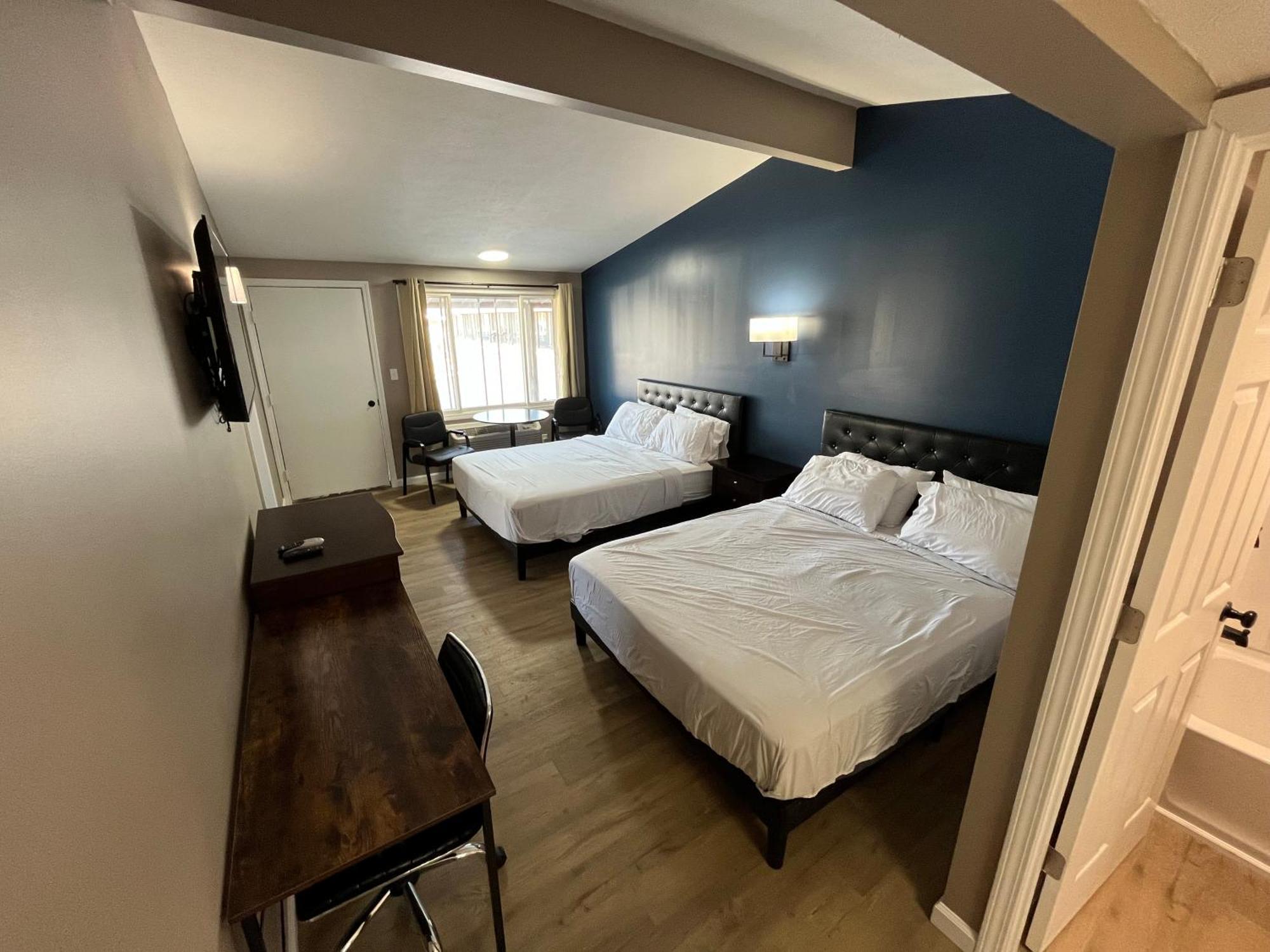 Valley Inn And Suites Френч-Лик Экстерьер фото